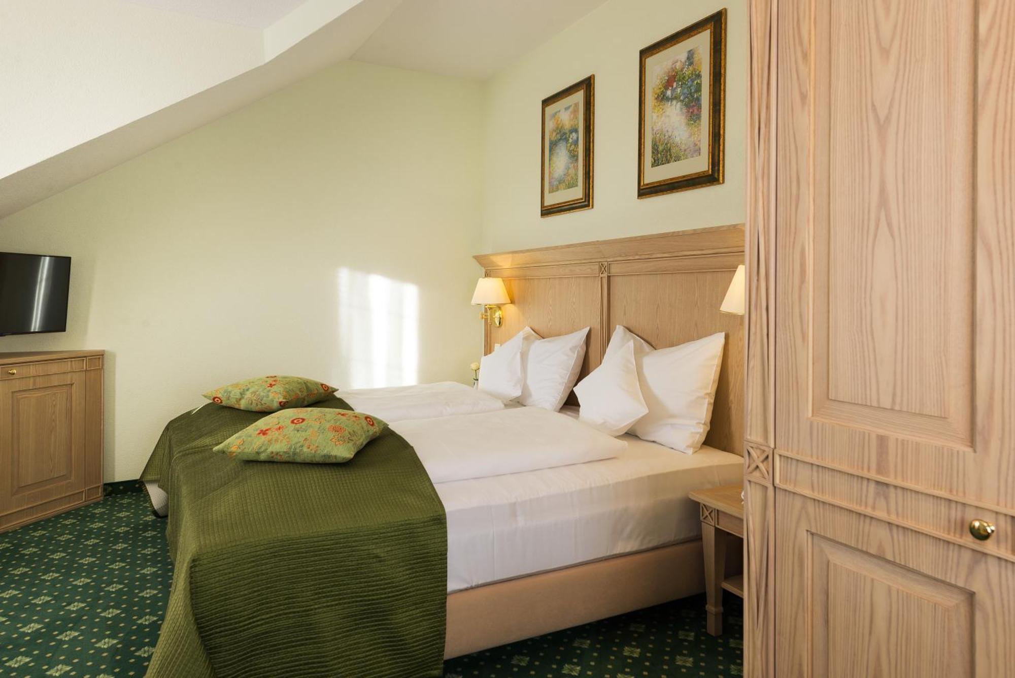 Hotel Rebstock Baden-Baden Pokój zdjęcie